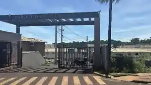 Casa - Jardinopolis, SP