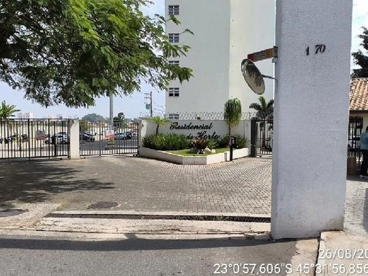 Apartamento - Taubate, SP - foto 1