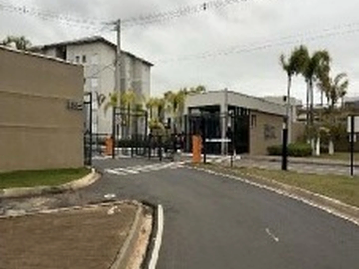 Apartamento - Tatui, SP - foto 1
