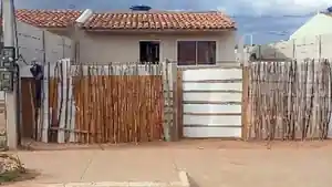 Casa - Belo Jardim, PE