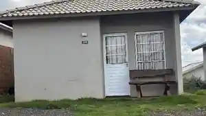 Casa - Arapongas, PR