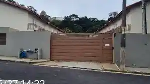 Casa - Jandira, SP