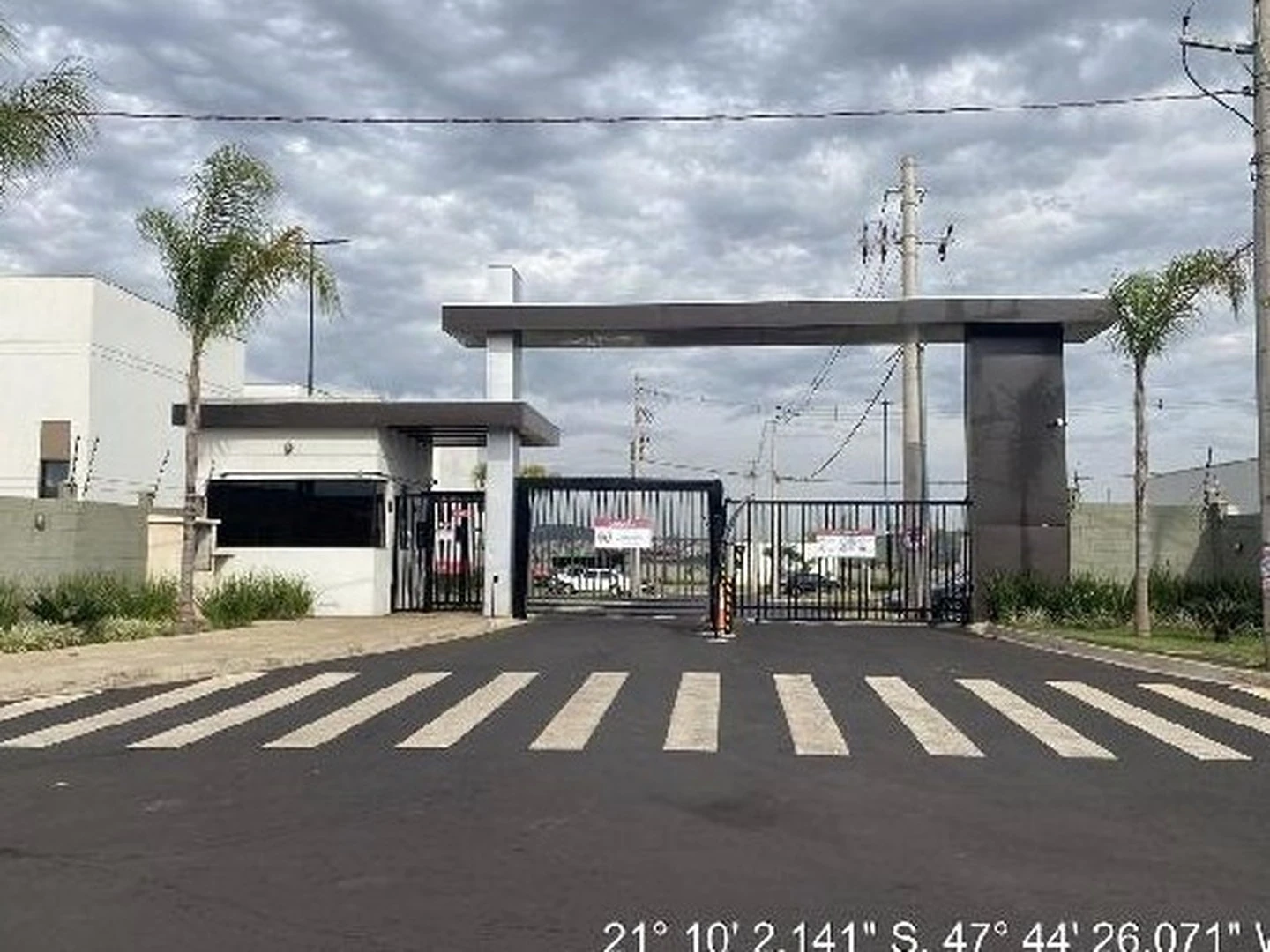 Casa - Ribeirao Preto, SP - foto 1